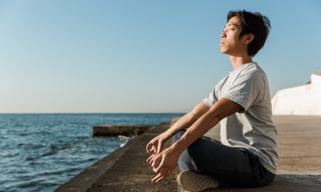 Lawan Overthinking dengan Meditasi